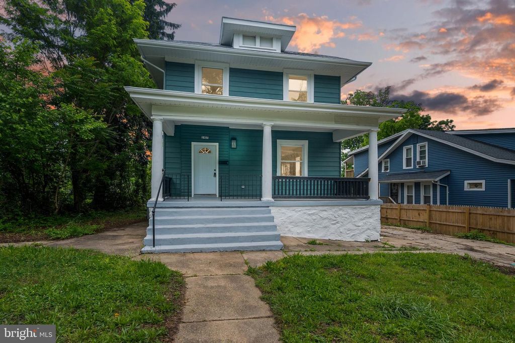 2407 CHELSEA TER, Baltimore, MD 21216