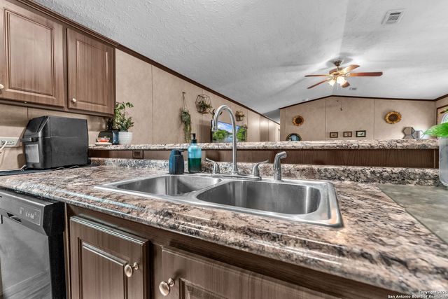 5478 Elkhunter, San Antonio, TX 78222