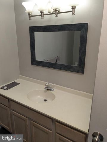 25 MILLSTREAM RD, Pine Hill, NJ 08021