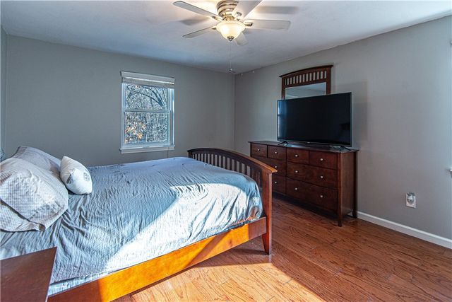 351 New London Avenue 408, Warwick, RI 02886