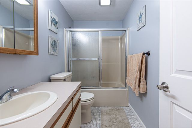 351 New London Avenue 408, Warwick, RI 02886