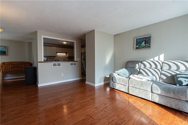 351 New London Avenue 408, Warwick, RI 02886