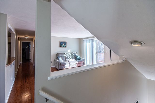 351 New London Avenue 408, Warwick, RI 02886