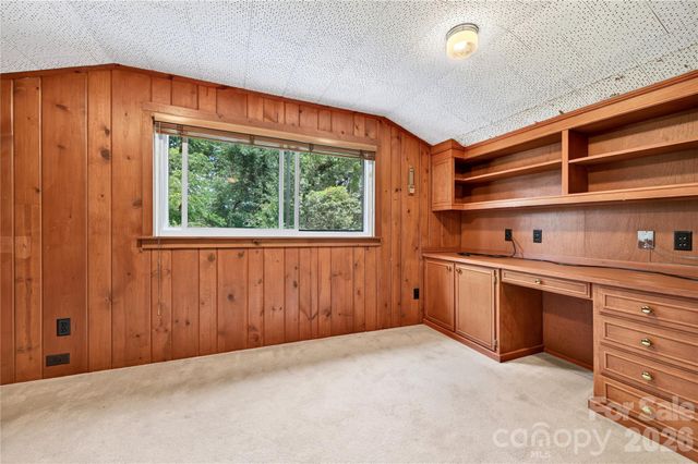 25 Inglewood Road, Asheville, NC 28804