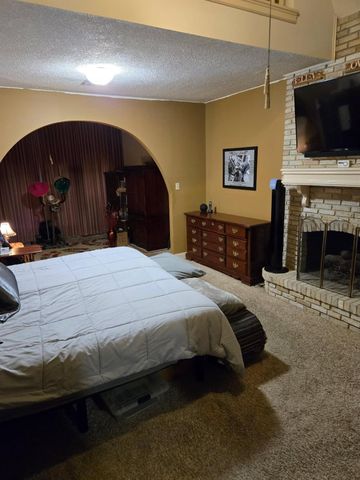 17518 Jackson Pines Drive, Houston, TX 77090