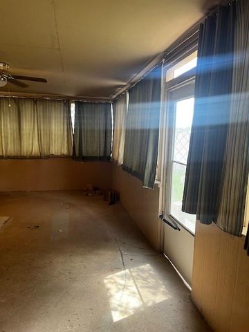 1807 W 9th St, Fort Stockton, TX 79735