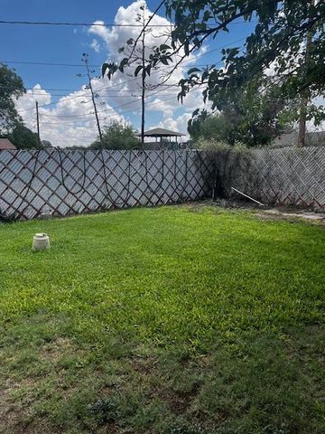 1807 W 9th St, Fort Stockton, TX 79735