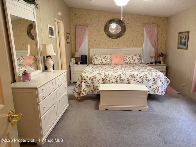 7354 Nielson Avenue, Brooksville, FL 34613