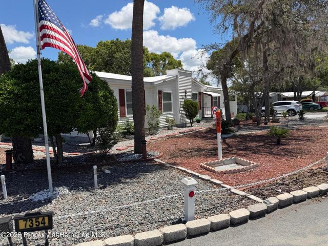 7354 Nielson Avenue, Brooksville, FL 34613
