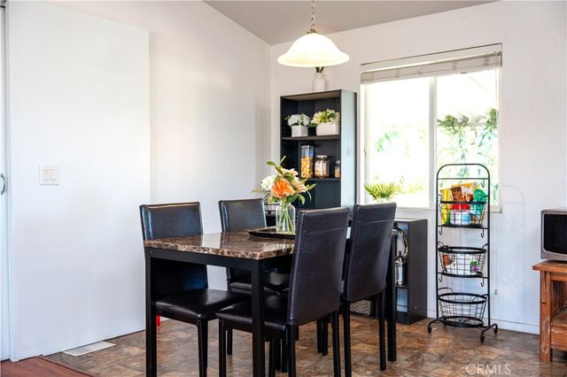 9702 Bolsa 30, Westminster, CA 92683