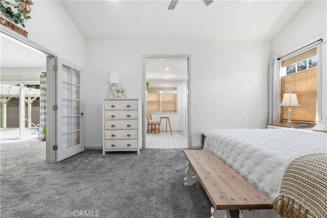 5640 E Parkcrest, Long Beach, CA 90808