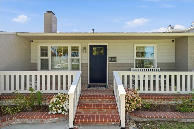 5640 E Parkcrest, Long Beach, CA 90808