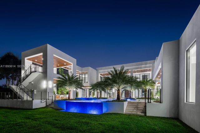 9900 SW 125th Avenue, Miami, FL 33186