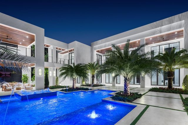 9900 SW 125th Avenue, Miami, FL 33186