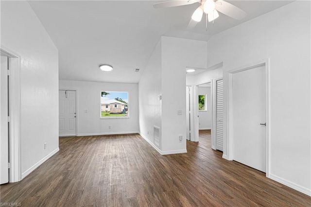 2816 Economy ST, Fort Myers, FL 33916