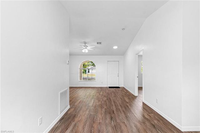 2816 Economy ST, Fort Myers, FL 33916