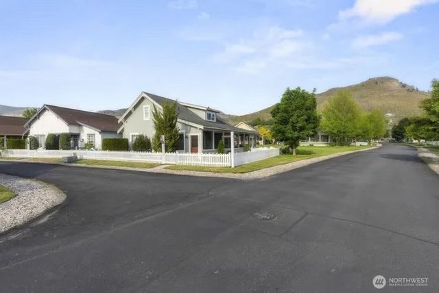 100 Timbuktu Lane, Oroville, WA 98844