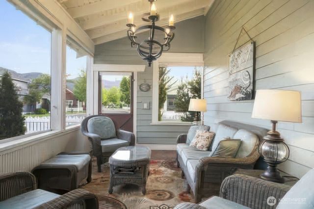 100 Timbuktu Lane, Oroville, WA 98844