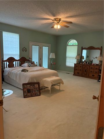 524 Madison 1210, Huntsville, AR 72740