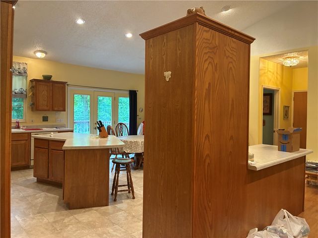 524 Madison 1210, Huntsville, AR 72740