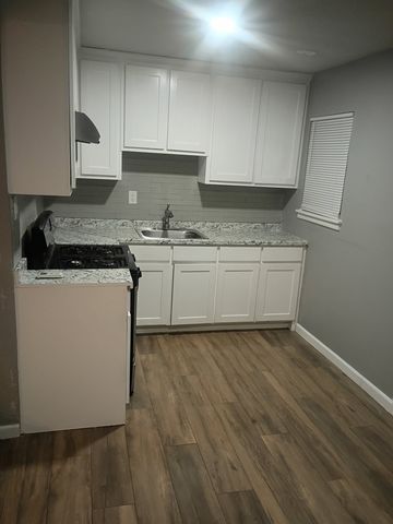 5000 Wilmington Drive, Fort Worth, TX 76107