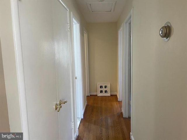 9913 FARR DR, Fairfax, VA 22030