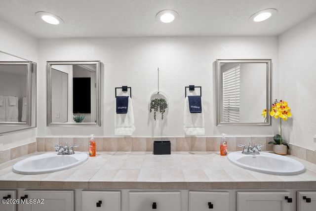5051 N Sabino Canyon Rd Unit 1116, Tucson, AZ 85750