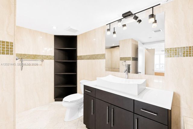 1717 N Bayshore Dr A-1437, Miami, FL 33132