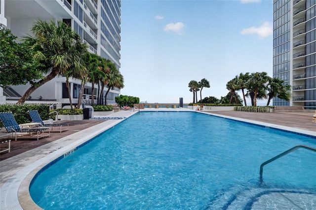 1717 N Bayshore Dr A-1437, Miami, FL 33132