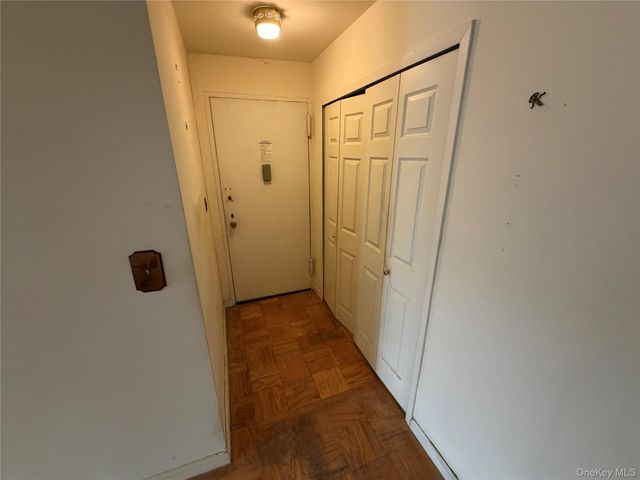 70-25 Yellowstone Boulevard 3H, Forest Hills, NY 11375