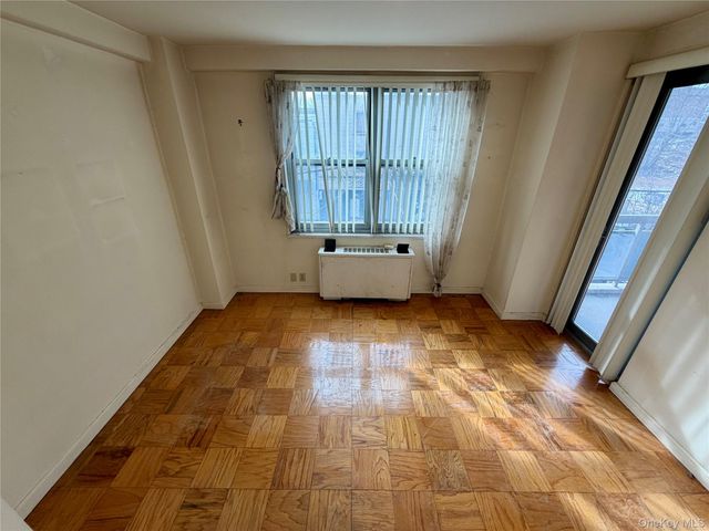 70-25 Yellowstone Boulevard 3H, Forest Hills, NY 11375