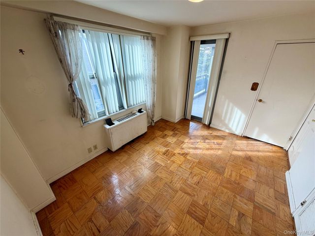 70-25 Yellowstone Boulevard 3H, Forest Hills, NY 11375