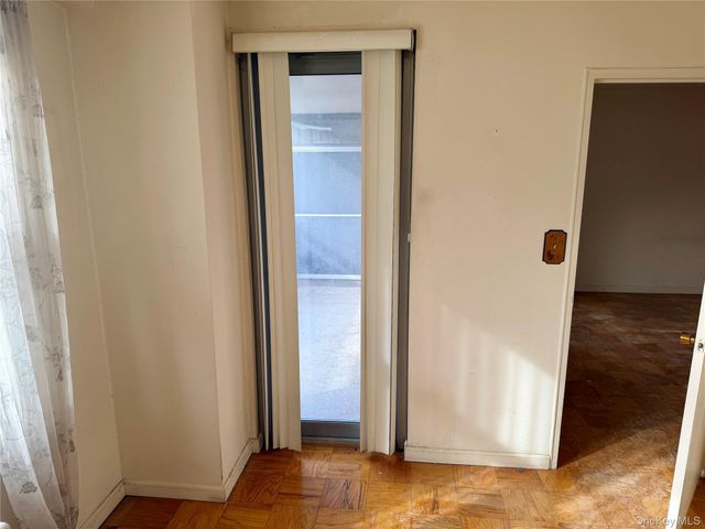 70-25 Yellowstone Boulevard 3H, Forest Hills, NY 11375