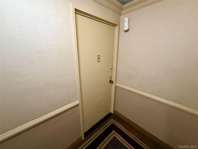 70-25 Yellowstone Boulevard 3H, Forest Hills, NY 11375