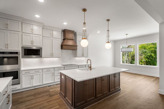 7303 Orrinshire Drive, Fairview, TN 37062