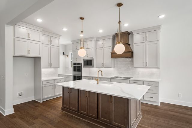 7303 Orrinshire Drive, Fairview, TN 37062