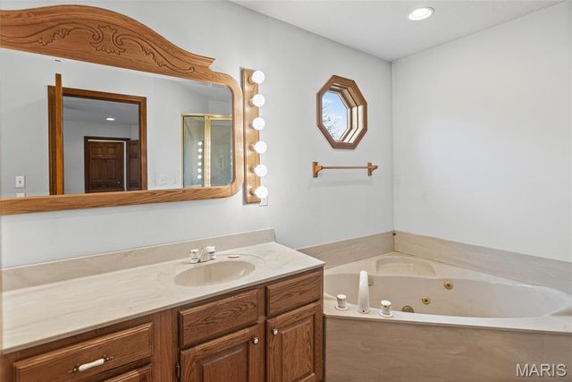 8160 Bethalto Road, Bethalto, IL 62010