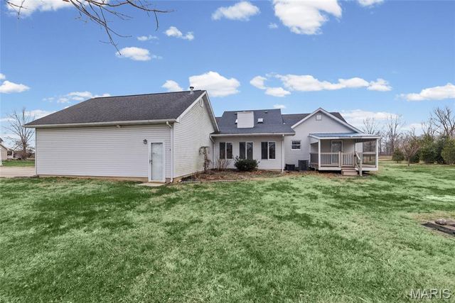 8160 Bethalto Road, Bethalto, IL 62010