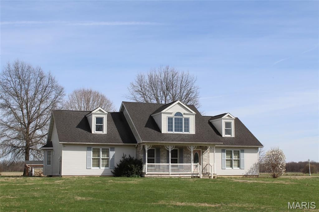 8160 Bethalto Road, Bethalto, IL 62010