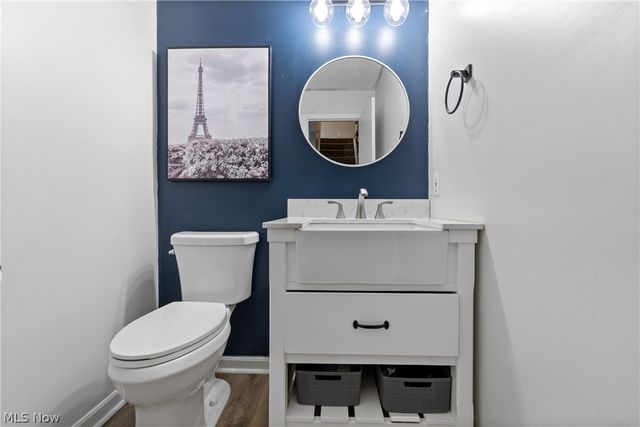 695 Hillcrest Drive, Wadsworth, OH 44281