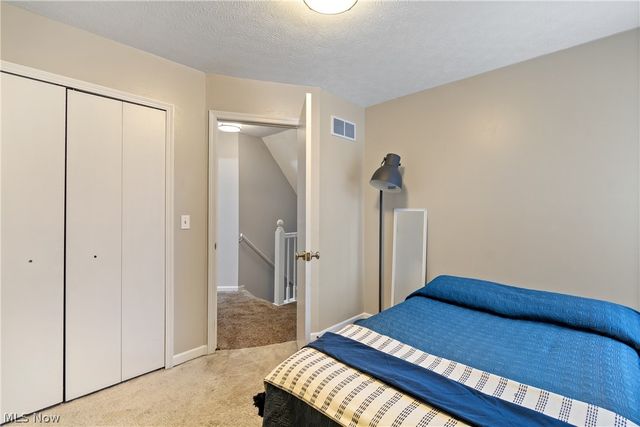 695 Hillcrest Drive, Wadsworth, OH 44281