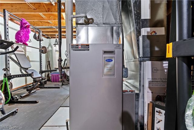 695 Hillcrest Drive, Wadsworth, OH 44281