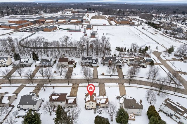 695 Hillcrest Drive, Wadsworth, OH 44281