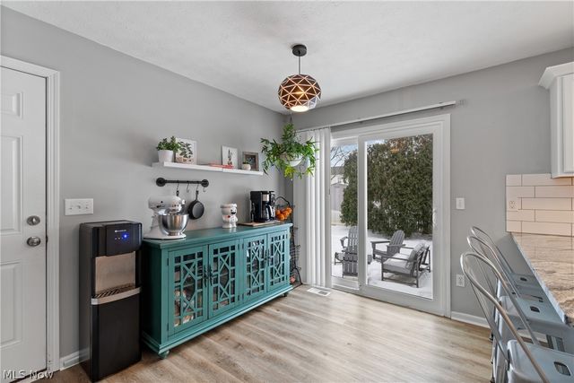 695 Hillcrest Drive, Wadsworth, OH 44281