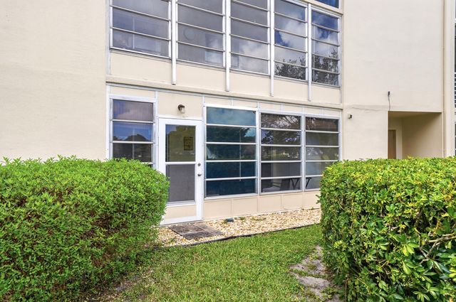 3204 Portofino Point H1, Coconut Creek, FL 33066