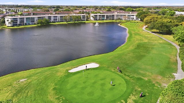 3204 Portofino Point H1, Coconut Creek, FL 33066