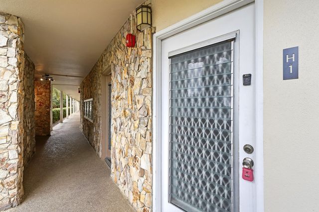 3204 Portofino Point H1, Coconut Creek, FL 33066