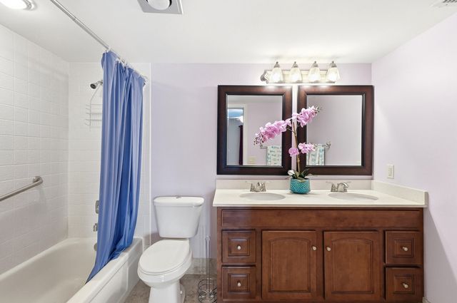 3204 Portofino Point H1, Coconut Creek, FL 33066