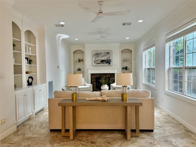 4505 Mimosa Drive, Bellaire, TX 77401