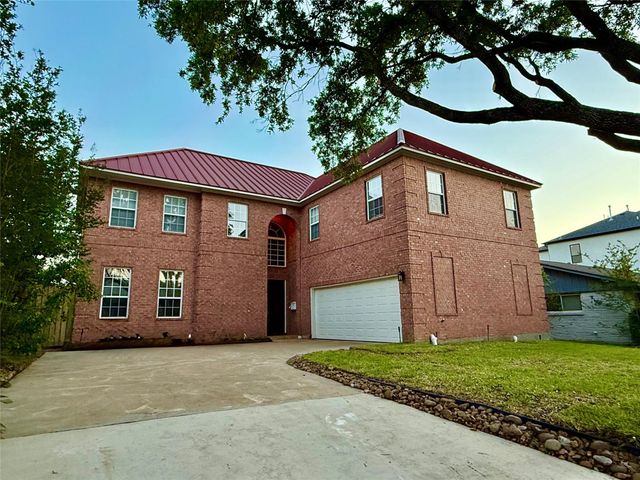 4505 Mimosa Drive, Bellaire, TX 77401